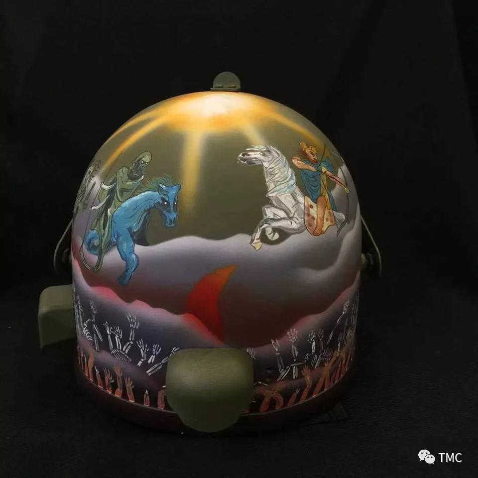 TMC x 靠边走艺术空间| 军事装备结合艺术展览——头盔篇 TMC x 靠边走艺术空间| 军事装备结合艺术展览——头盔篇