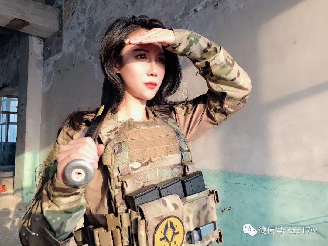 莱芜墨队小姐姐私照