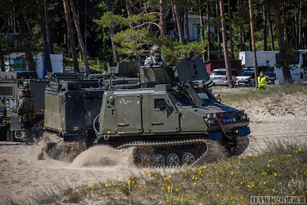 Bv.206全地形车成功抢得C位 英国海军陆战队在爱沙尼亚登陆