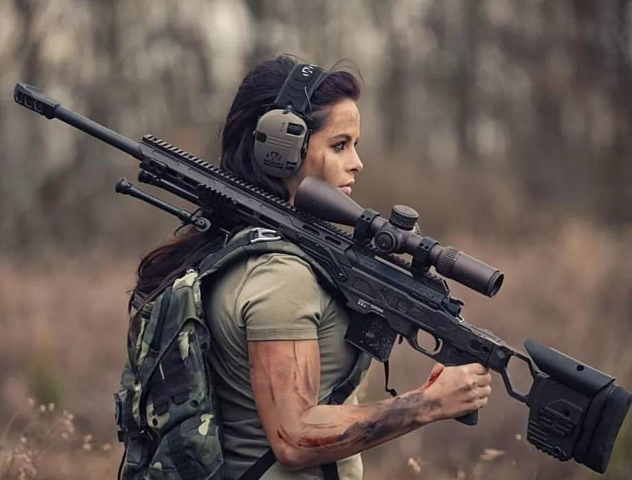 【周末MM例图】GUN and GIRLS, and Something 【周末MM例图】GUN and GIRLS, and Something