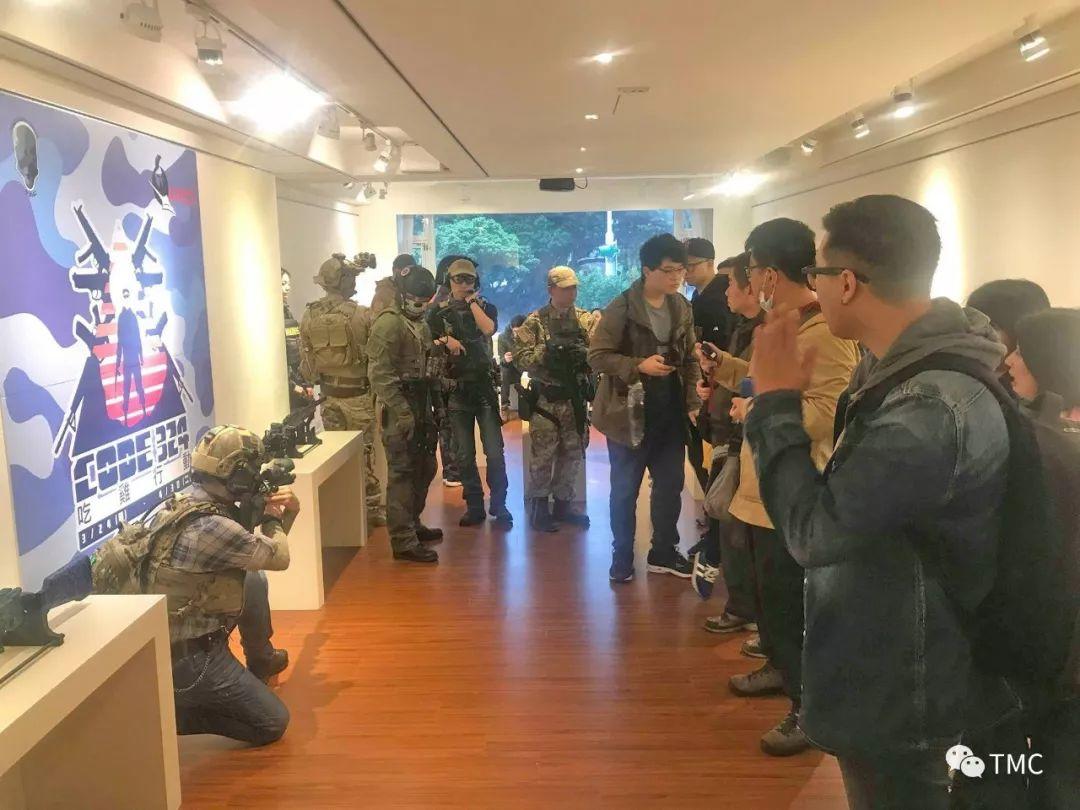 TMC x 靠边走艺术空间| 军事装备结合艺术展览(多图) TMC x 靠边走艺术空间| 军事装备结合艺术展览(多图)