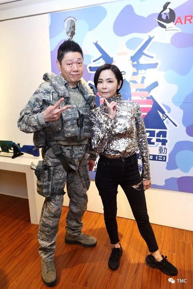 TMC x 靠边走艺术空间| 军事装备结合艺术展览(多图) TMC x 靠边走艺术空间| 军事装备结合艺术展览(多图)
