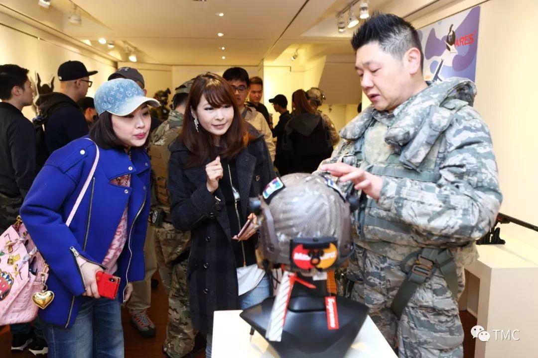 TMC x 靠边走艺术空间| 军事装备结合艺术展览(多图) TMC x 靠边走艺术空间| 军事装备结合艺术展览(多图)