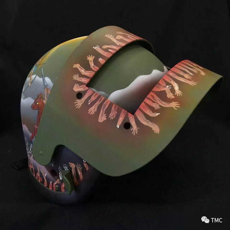 TMC x 靠边走艺术空间| 军事装备结合艺术展览——头盔篇 TMC x 靠边走艺术空间| 军事装备结合艺术展览——头盔篇