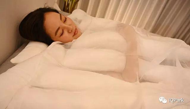 5秒卖出几万条的日式乌冬面被子，真的那么爽吗？