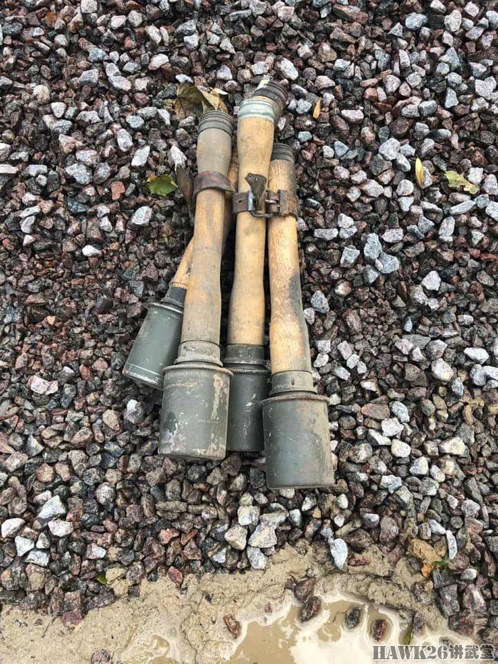乌克兰一警察局尘封70年的秘密武器库曝光 地下室还有多个墓穴