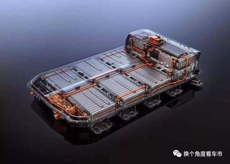 宋楠：研判北汽新能源EMD智能电控技术解决方案优势
