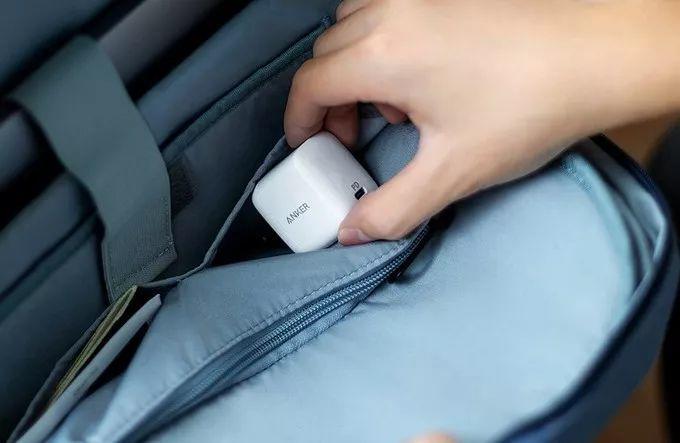 iPhone的神级必备配件，一定不要错过这12款！