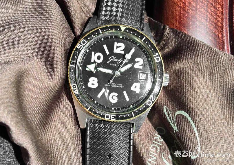 怎样用7万块钱买一块“不落俗套”的潜水表？