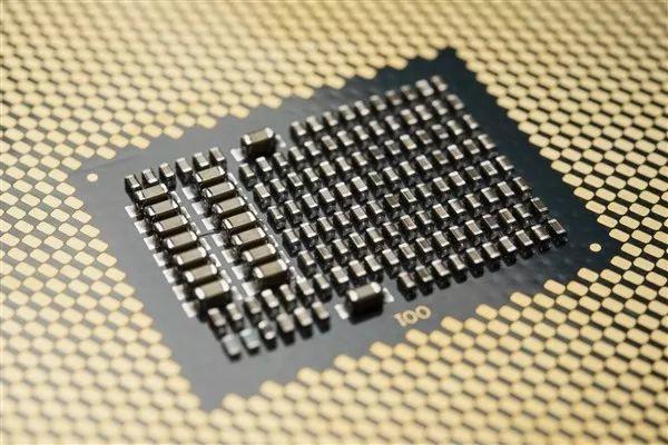 闲鱼泄露intel高参数处理器被疑/谷歌版Edge浏览器上线