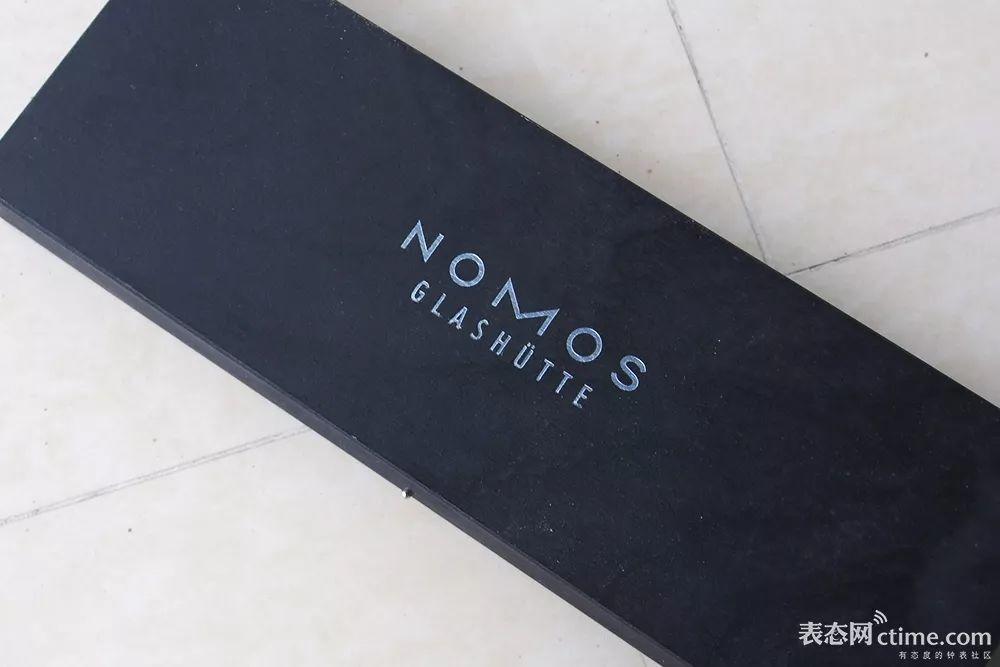 登机前20分钟,我刷卡买下这块表 | 表友分享 登机前20分钟,我刷卡买下这块表 | 表友分享