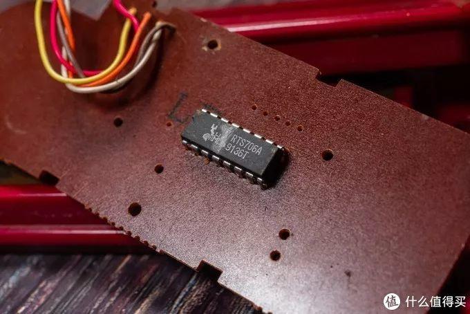 狂拆老旧红白机，我流着泪发现这些秘密…