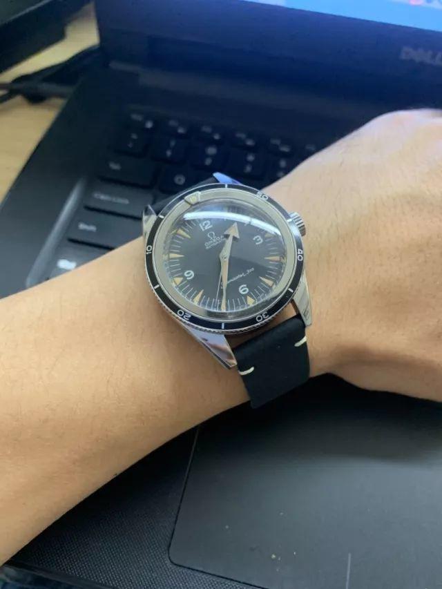 朋友拿了一块绿水鬼给我抵债，然后发现竟然是假的，什么水平？