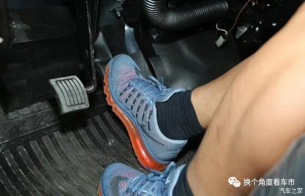 乌拉！售13.88万元苏军UAZ-469系越野车