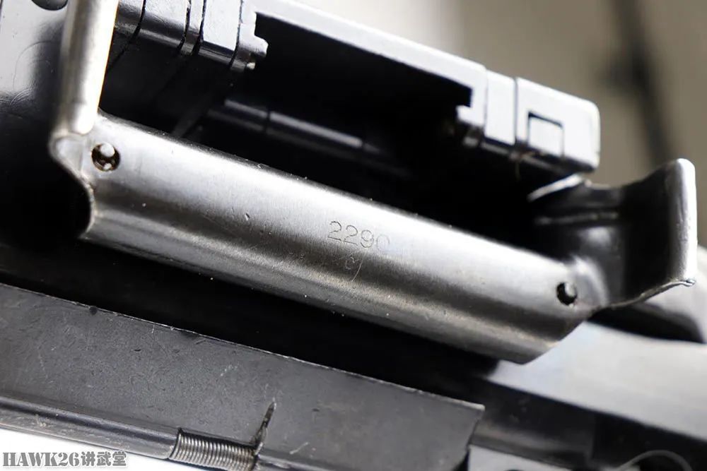 【拍卖行】美国二手枪店的重量级商品“德国电锯”MG34机枪被当成步枪卖