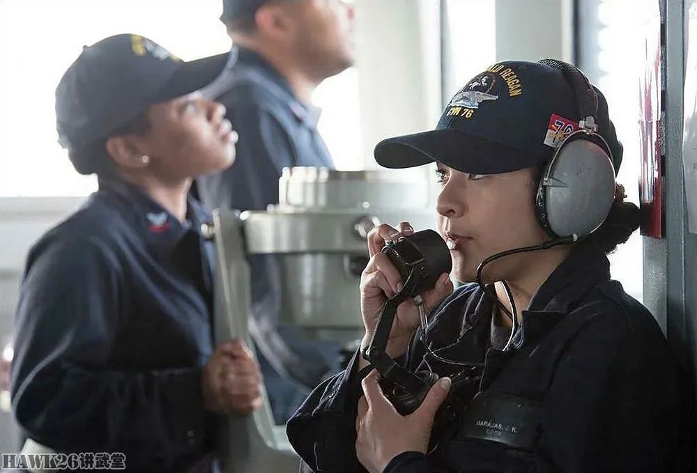 【周末MM例图】美国航母上的女兵 用实力证明自身价值与“女拳主义”无关