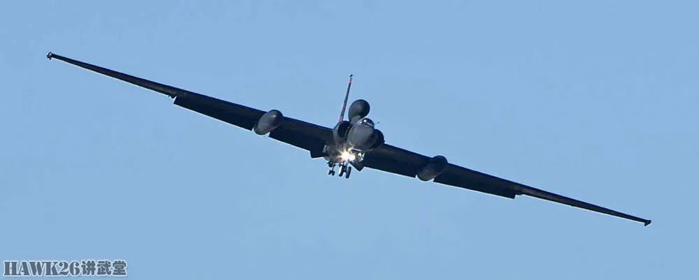 美军U-2高空侦察机被航空摄影师抓拍 暴露神秘的“全景摄像系统”