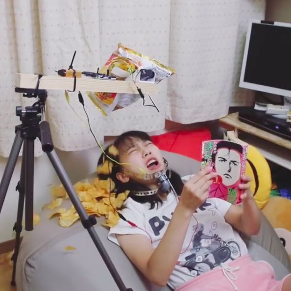 90 后少女自制「巨乳」，单身狗看到都直跺脚！