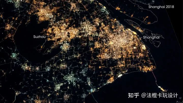 为什么不同城市的灯光有的偏白，有的偏黄？这背后的原因其实很简单
