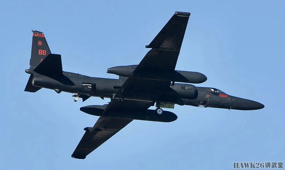 美军U-2高空侦察机被航空摄影师抓拍 暴露神秘的“全景摄像系统”